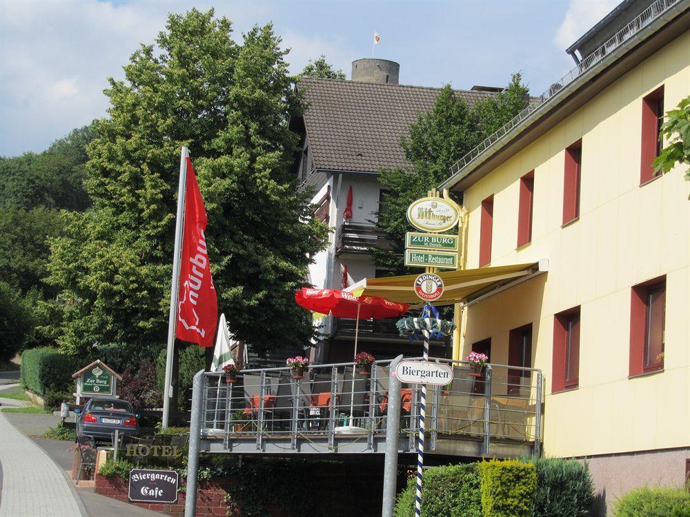 Land-Gut-Hotel Zur Burg Nuerburg Dış mekan fotoğraf