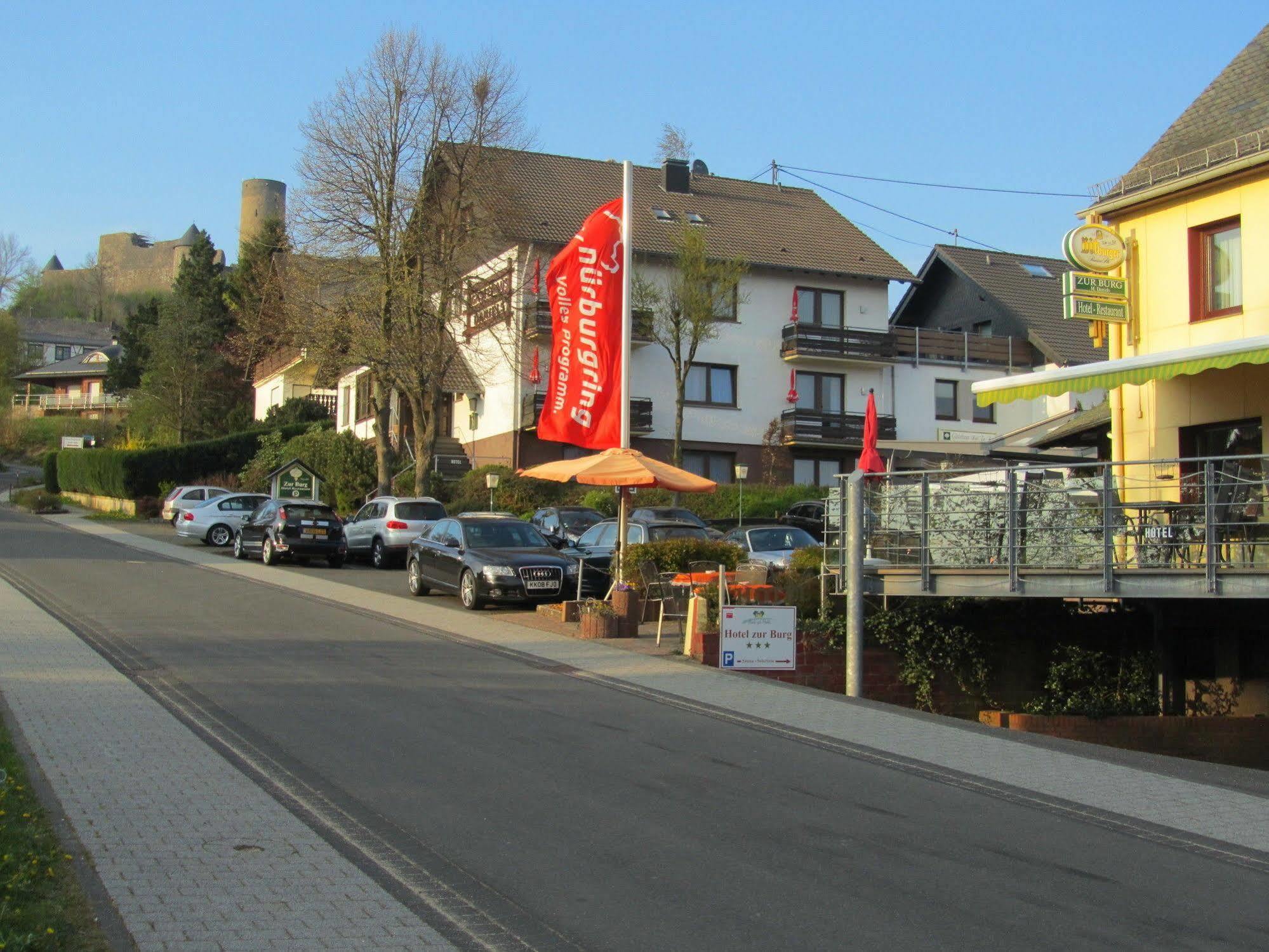 Hotel Zur Burg Nuerburg Dış mekan fotoğraf